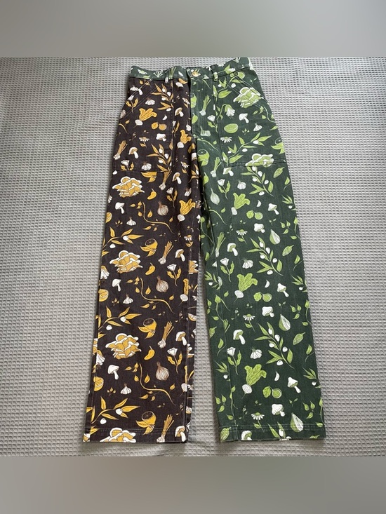 Big Bud Press Pants - Big Bud Press Work Pants Two Tone Cookbook Print Small Womens Green Brown Multi